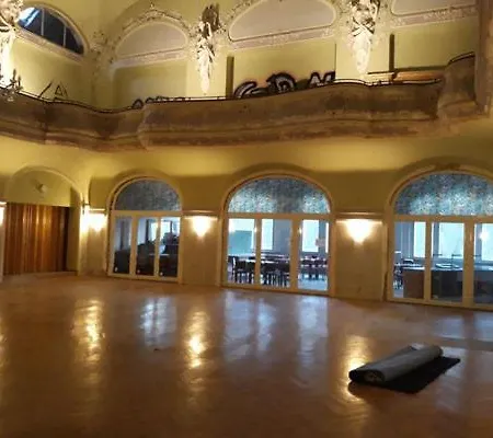Lindenhof Waldheim